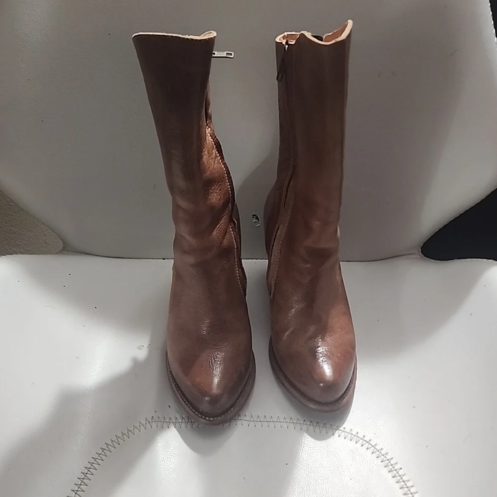 Boots - Picture 2 of 12